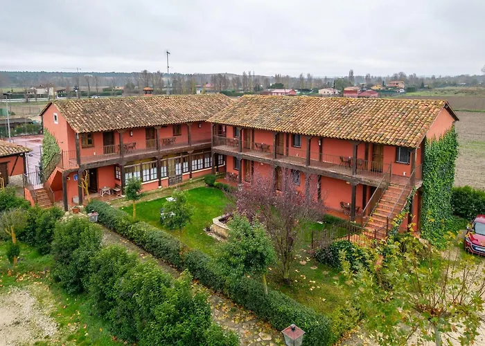 Aparthotel Los Rastrojos 2*